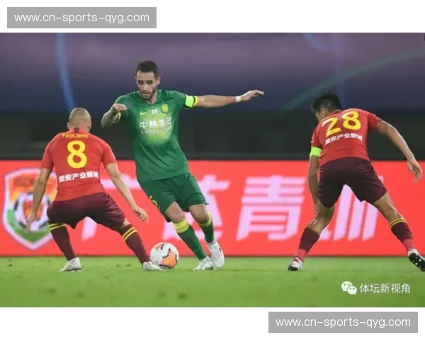 苏尔克替补登场策动进攻 里昂攻击线展现板凳深度